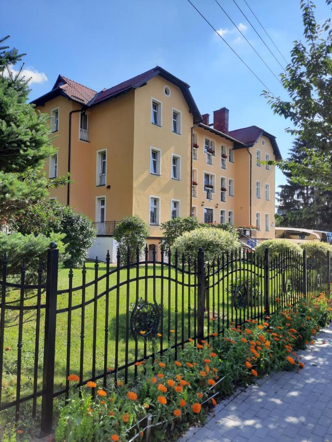 Osrodek Wypoczynkowy Buenos Aires Bed & Breakfast Kudowa-Zdroj Bagian luar foto